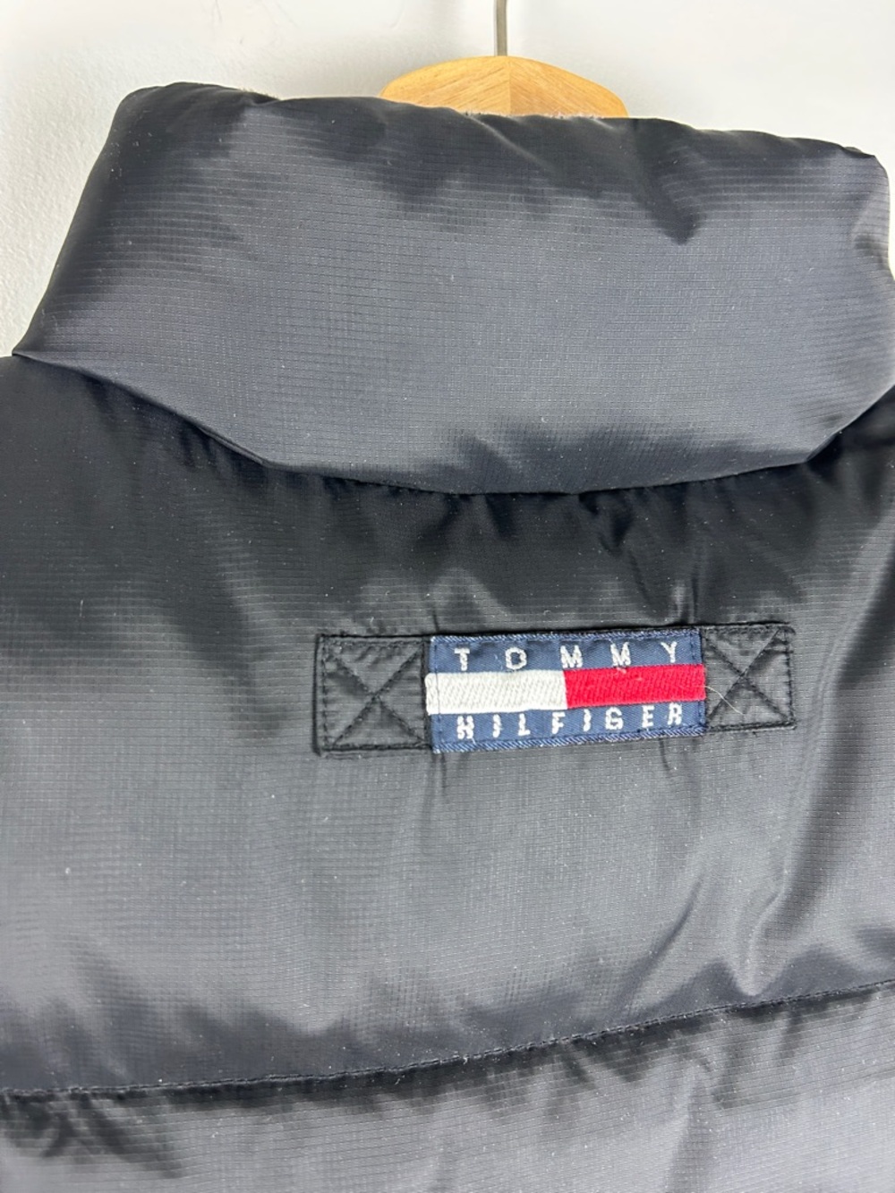 Y2K Tommy Hilfiger Down Puffer Vest Women's Large Black Vintage Sport Nylon - Picture 5 of 7